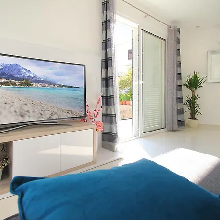 Villa Lile Baska Voda